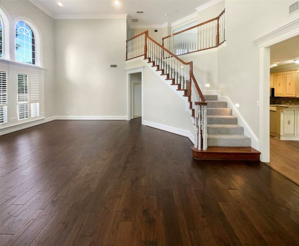 6029 Bellaire Drive, Benbrook, TX 76132