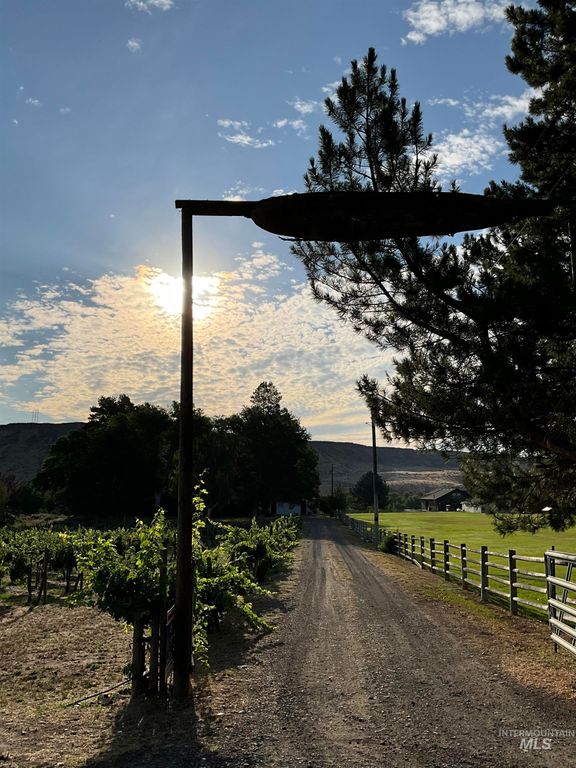 4778 River Road, Buhl, ID 83316 photo 2