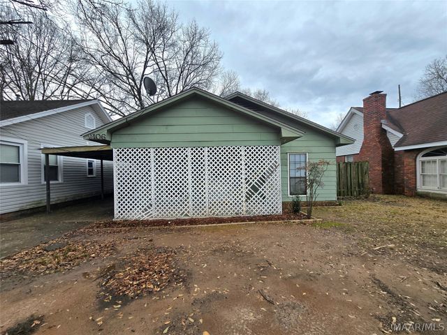 2106 CAPITOL Avenue, Montgomery, AL 36107