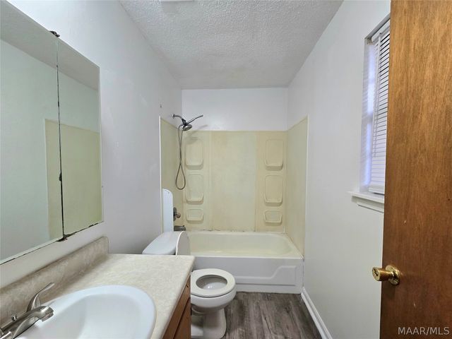 2106 CAPITOL Avenue, Montgomery, AL 36107