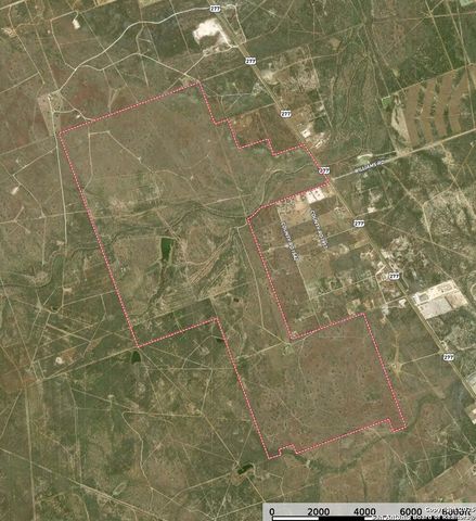 773 toquigny, Carrizo Springs, TX 78834