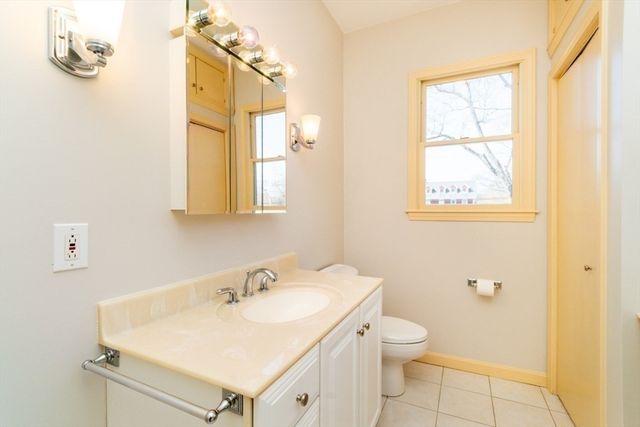 548 High Street, Westwood, MA 02090