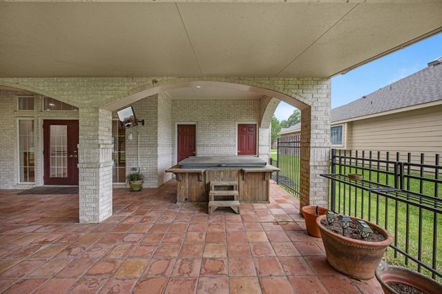 12009 Mustang Avenue, Willis, TX 77378