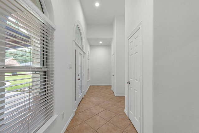12009 Mustang Avenue, Willis, TX 77378