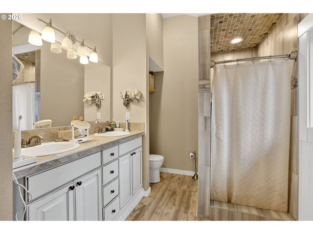 24511 Ne W H GARNER Rd, Yacolt, WA 98675