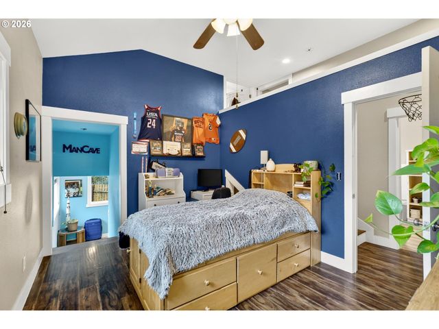 24511 Ne W H GARNER Rd, Yacolt, WA 98675