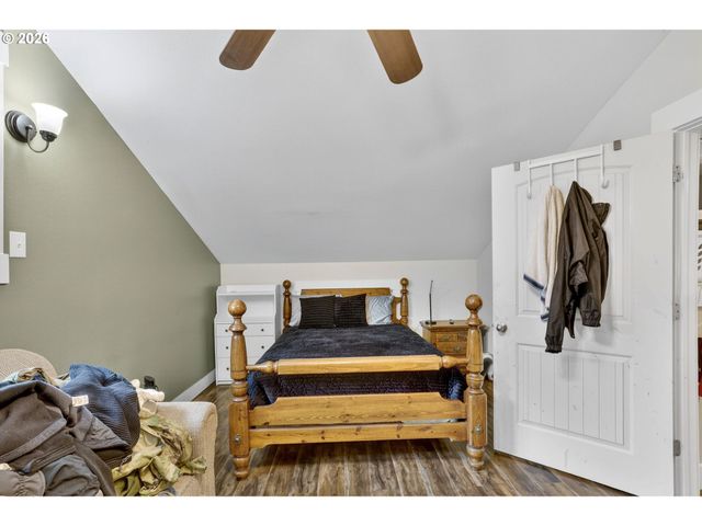 24511 Ne W H GARNER Rd, Yacolt, WA 98675