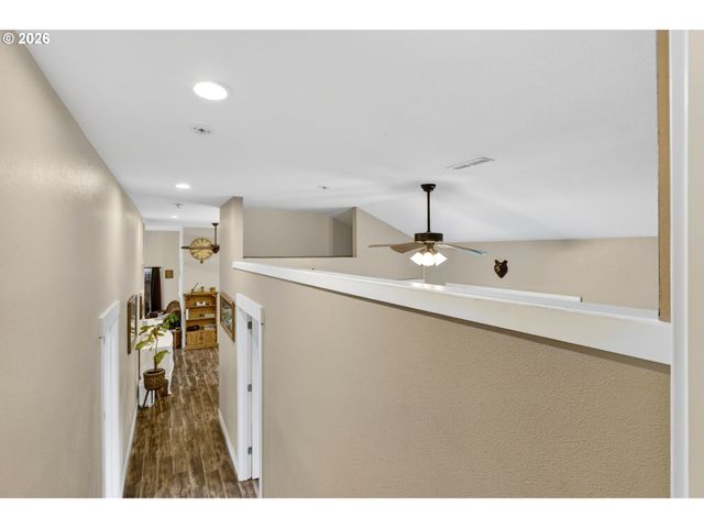 24511 Ne W H GARNER Rd, Yacolt, WA 98675