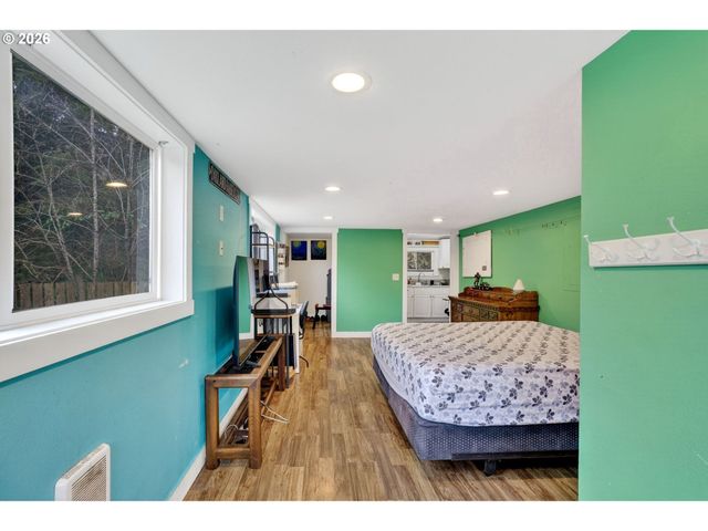 24511 Ne W H GARNER Rd, Yacolt, WA 98675