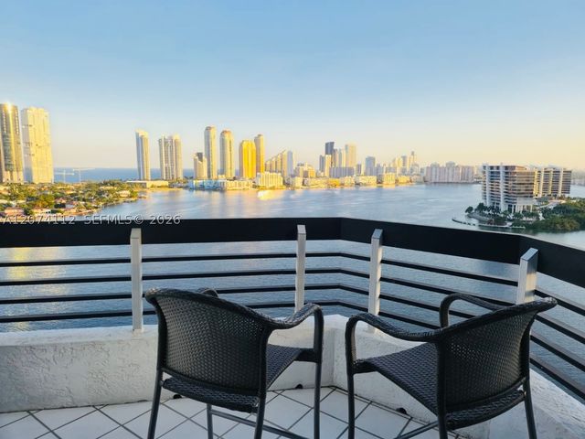 3530 Mystic Pointe Dr 2215, Aventura, FL 33180