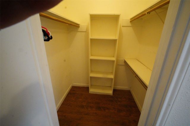 8197 Sands Point Drive 137, Houston, TX 77036