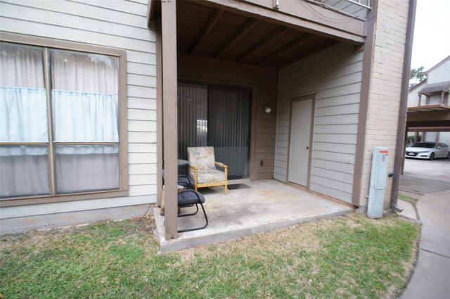 8197 Sands Point Drive 137, Houston, TX 77036