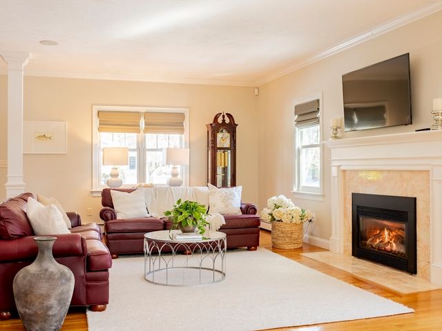 28 Watercourse Pl, Plymouth, MA 02360