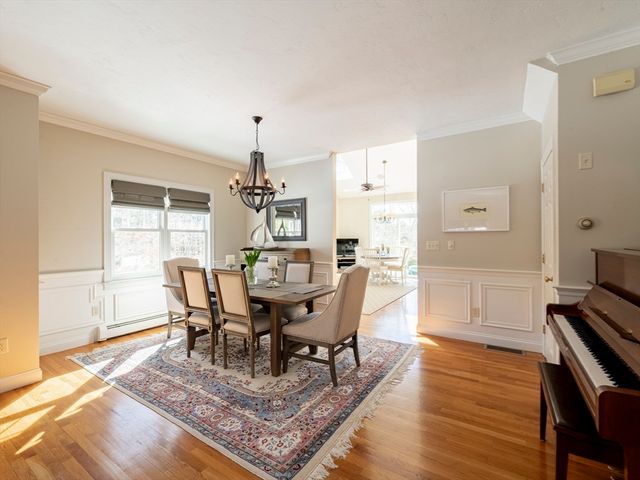 28 Watercourse Pl, Plymouth, MA 02360