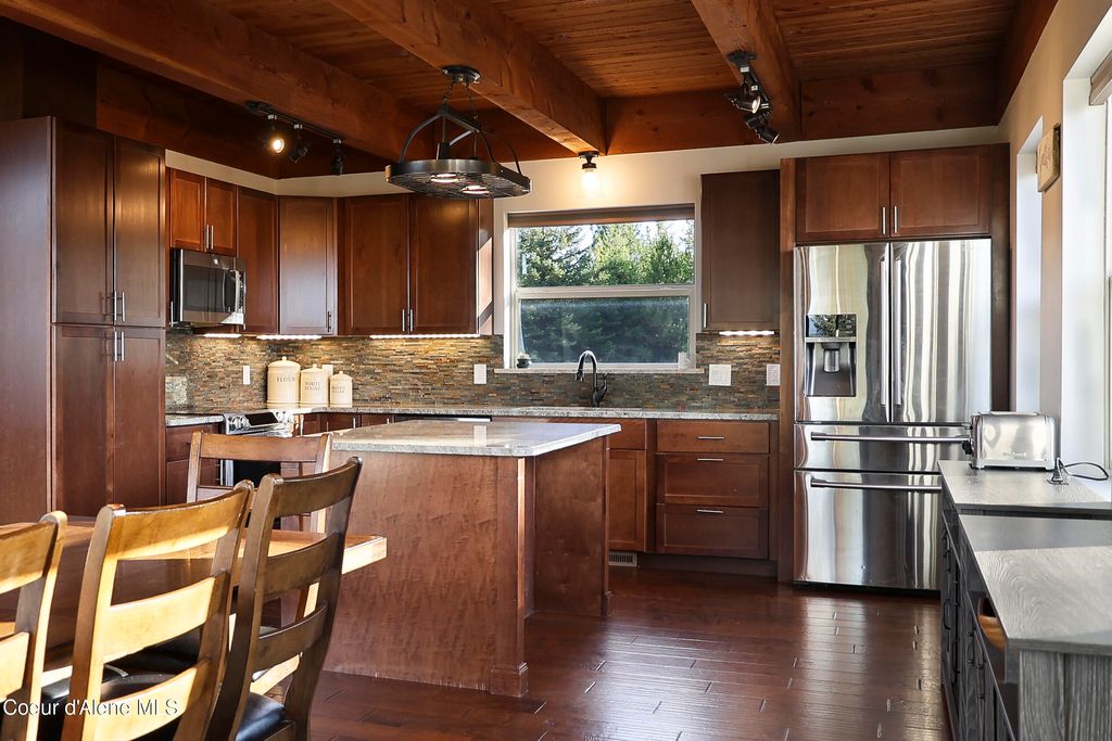 384 Pendleton Dr, Spirit Lake, ID 83869 photo 11