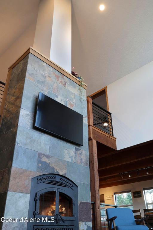 384 Pendleton Dr, Spirit Lake, ID 83869 photo 21