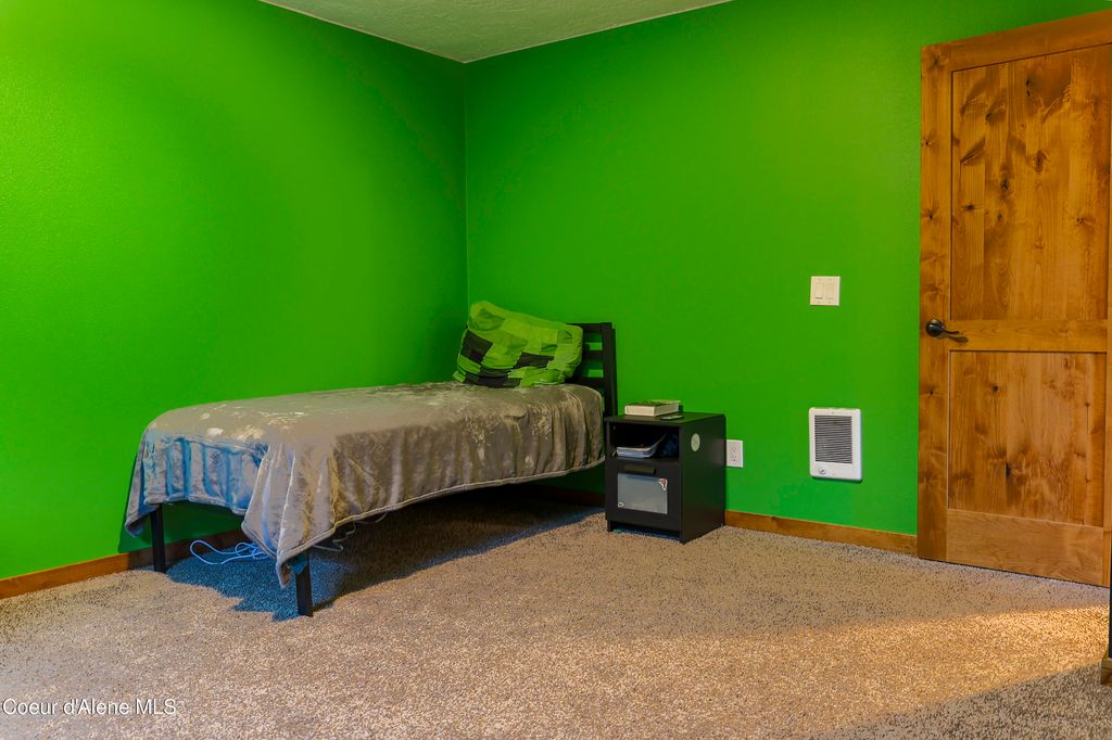 384 Pendleton Dr, Spirit Lake, ID 83869 photo 33