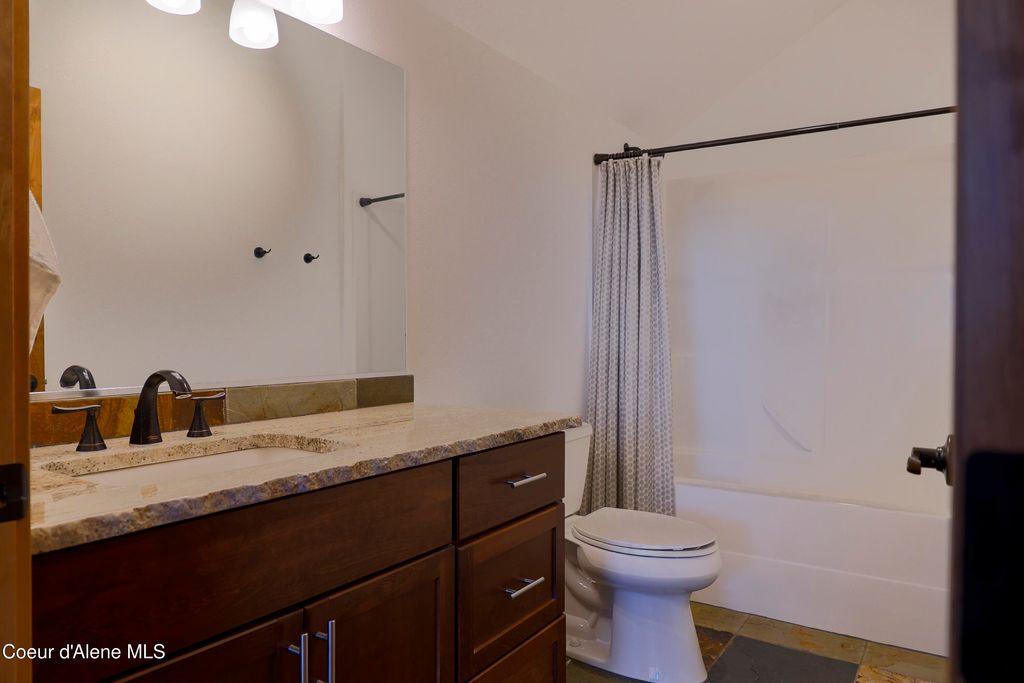 384 Pendleton Dr, Spirit Lake, ID 83869 photo 34