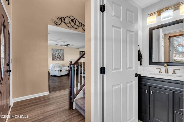 15 Eagle Drive, Bayville, NJ 08721