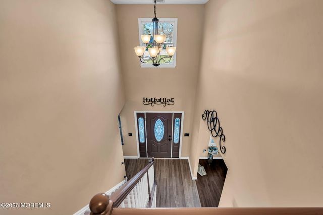 15 Eagle Drive, Bayville, NJ 08721