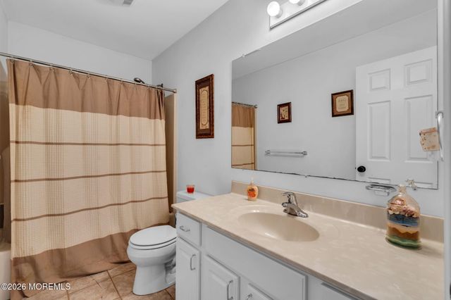 15 Eagle Drive, Bayville, NJ 08721