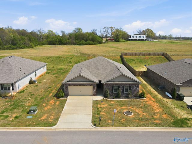 24848 Delilah Circle, Athens, AL 35613