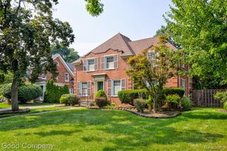 20 Oxford Boulevard, Pleasant Ridge, MI 48069