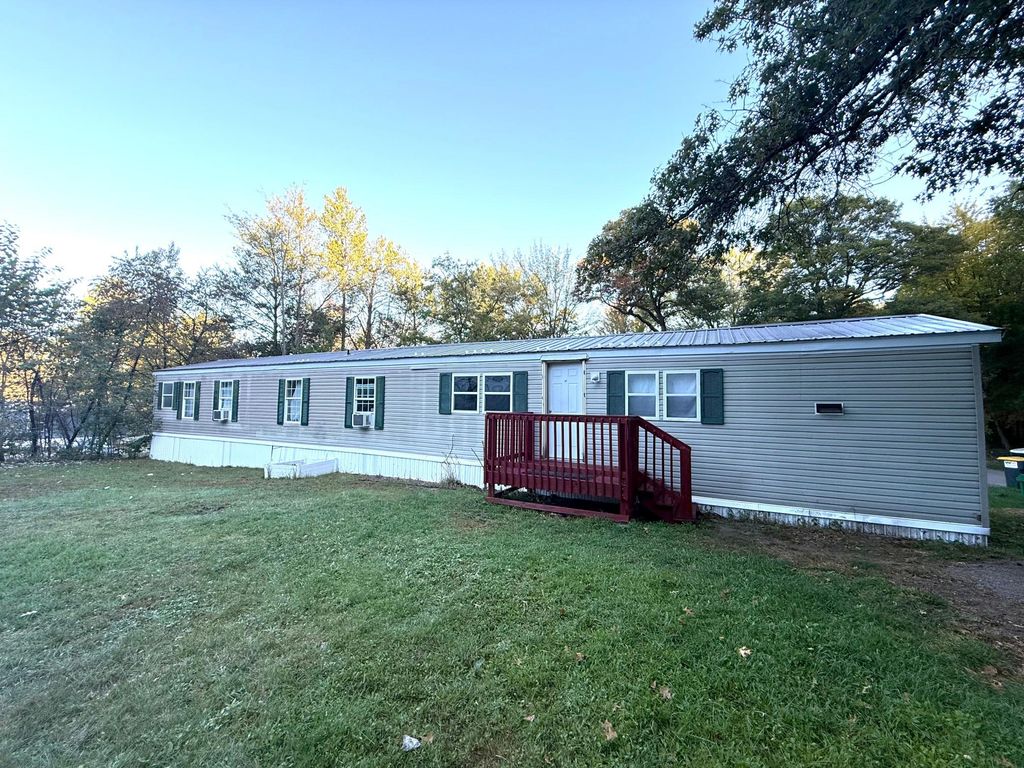 583 Peony Lane, Altoona, WI 54720