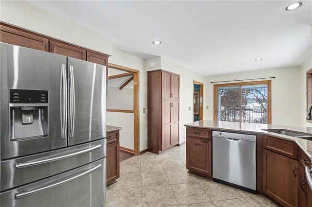 9301 NW 80th Street, Weatherby Lake, MO 64152