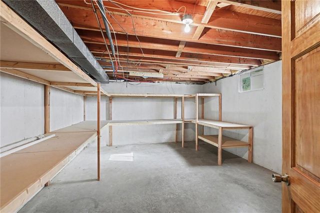 9301 NW 80th Street, Weatherby Lake, MO 64152