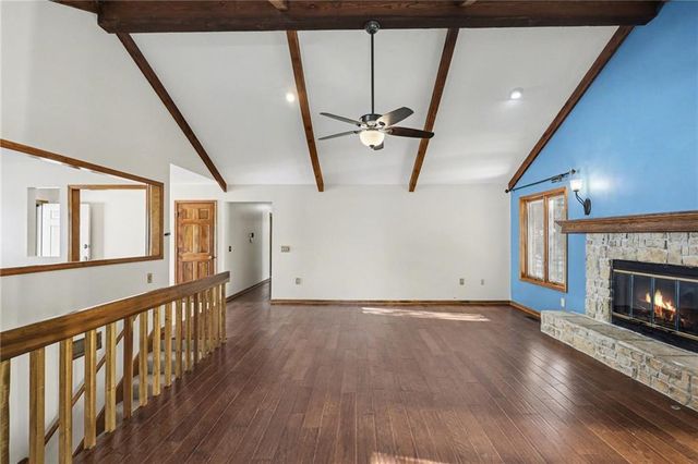 9301 NW 80th Street, Weatherby Lake, MO 64152