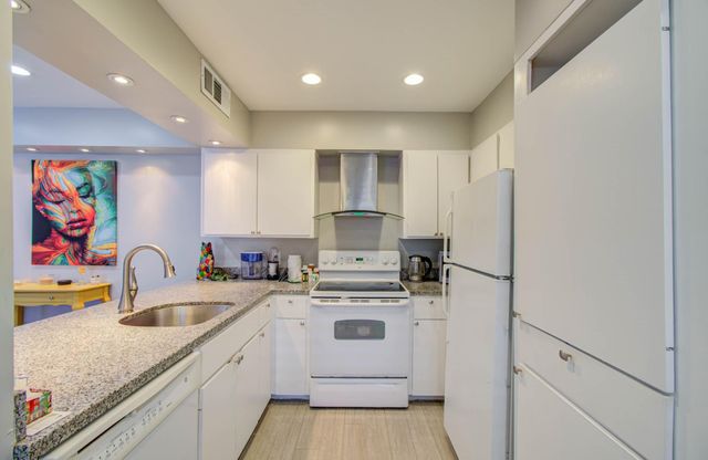 2575 Marilee Lane 1, Houston, TX 77057