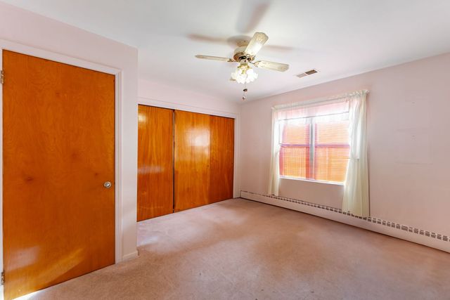 303 N Elmwood Avenue, Wood Dale, IL 60191