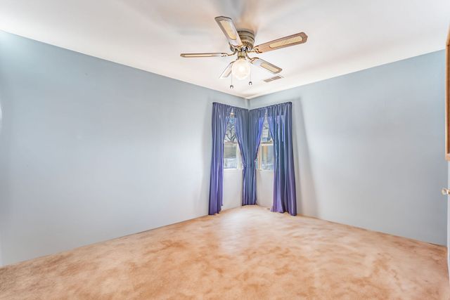 303 N Elmwood Avenue, Wood Dale, IL 60191