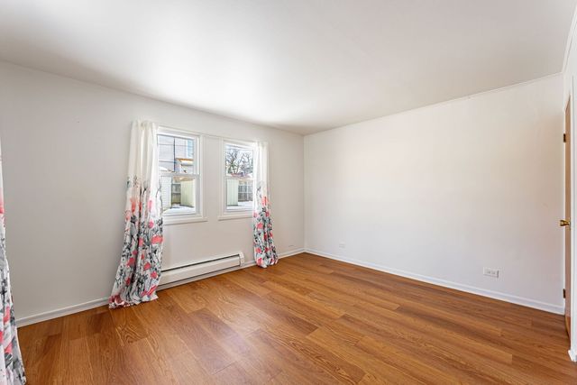 303 N Elmwood Avenue, Wood Dale, IL 60191