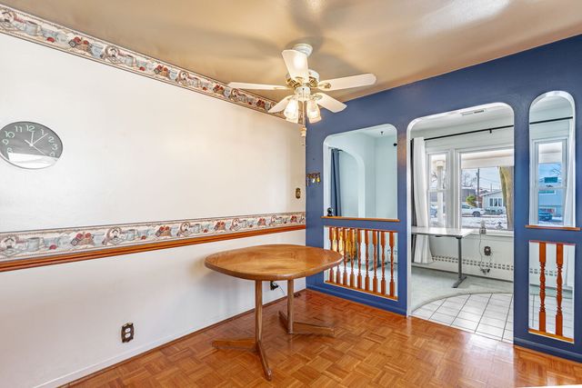 303 N Elmwood Avenue, Wood Dale, IL 60191