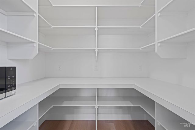 707 E Merino St, Kuna, ID 83634