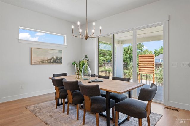 707 E Merino St, Kuna, ID 83634