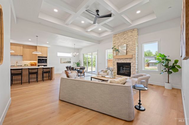 707 E Merino St, Kuna, ID 83634