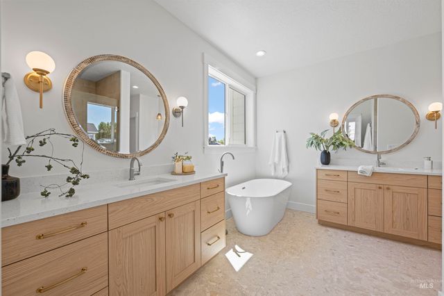 707 E Merino St, Kuna, ID 83634