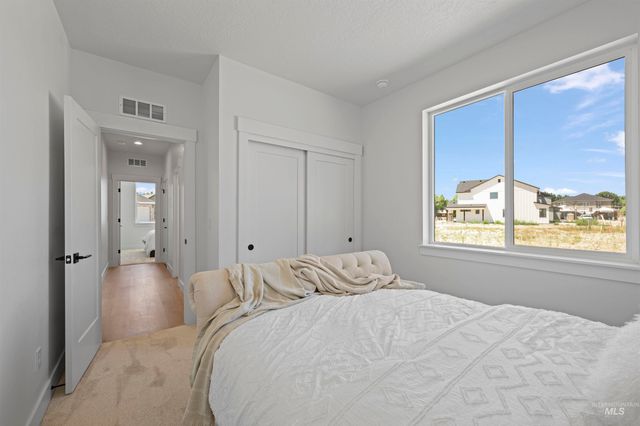 707 E Merino St, Kuna, ID 83634