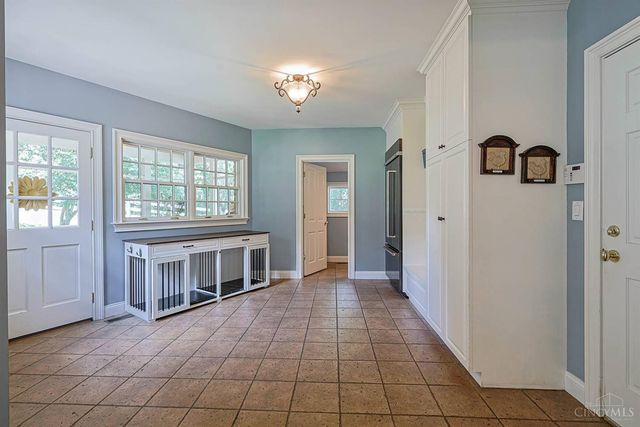 8205 Kroger Farm Road, Indian Hill, OH 45243