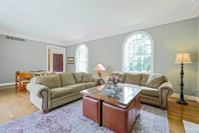 8205 Kroger Farm Road, Indian Hill, OH 45243