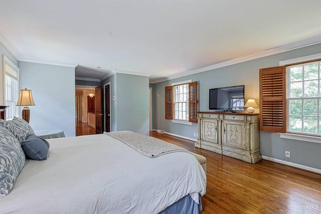8205 Kroger Farm Road, Indian Hill, OH 45243