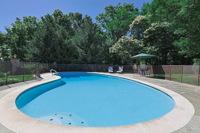8205 Kroger Farm Road, Indian Hill, OH 45243