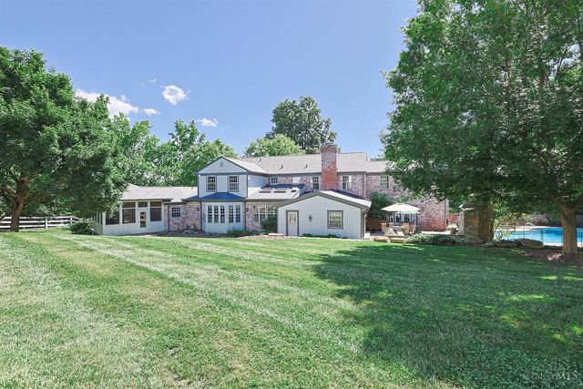 8205 Kroger Farm Road, Indian Hill, OH 45243