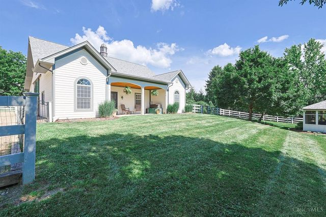 8205 Kroger Farm Road, Indian Hill, OH 45243