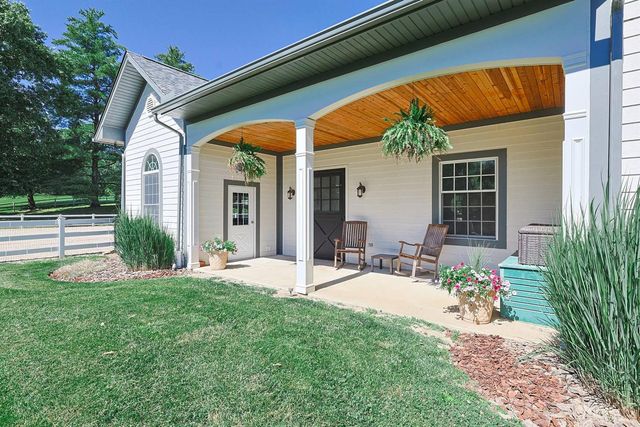 8205 Kroger Farm Road, Indian Hill, OH 45243