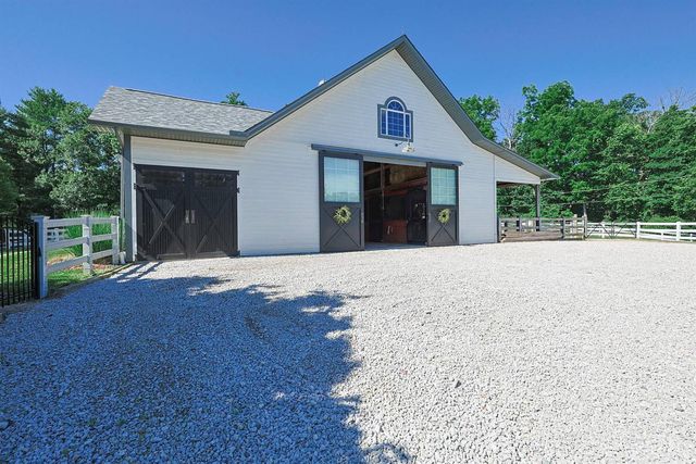 8205 Kroger Farm Road, Indian Hill, OH 45243