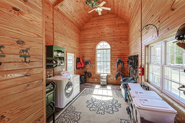 8205 Kroger Farm Road, Indian Hill, OH 45243